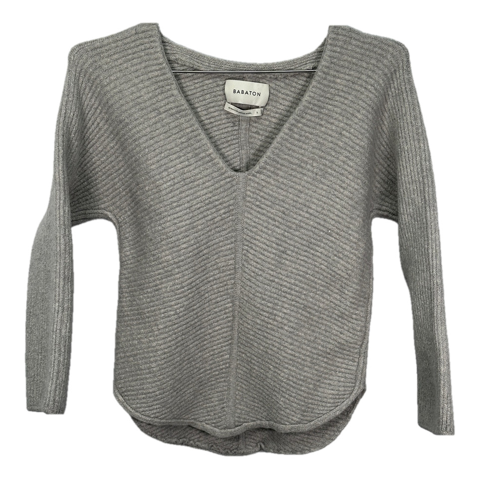 Babaton Aritzia Merino Wool V neck Gray‎ Sweater Shrunk Large